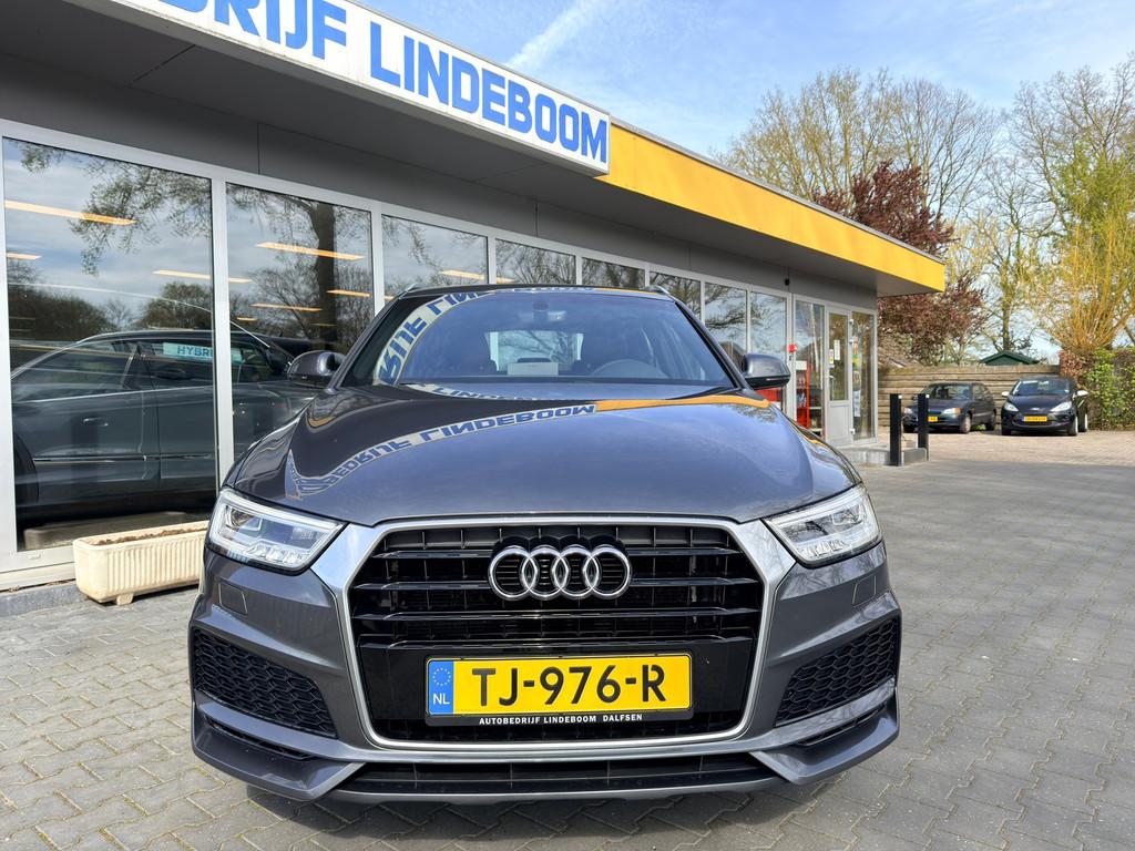 Audi Q3 1.4 TFSI CoD S-Line Sport Unieke Nieuwstaat!, Auto's, Audi, 1380 kg, 4 cilinders, 150 pk, Leder en Stof