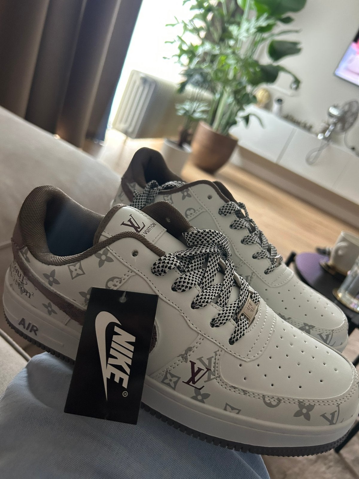 Louis Vuitton/Nike Air force Maat 43, Nike, Verzenden, Nieuw, Overige sporten
