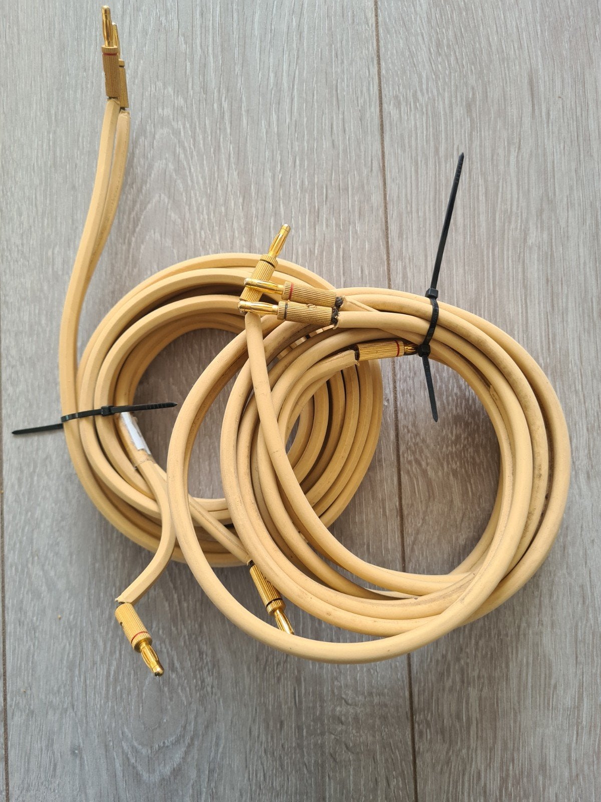 Van den Hul M.C. CS 122 HYBRID Luidsprekerkabel, Ophalen of Verzenden, Gebruikt, 2 tot 5 meter, Luidsprekerkabel