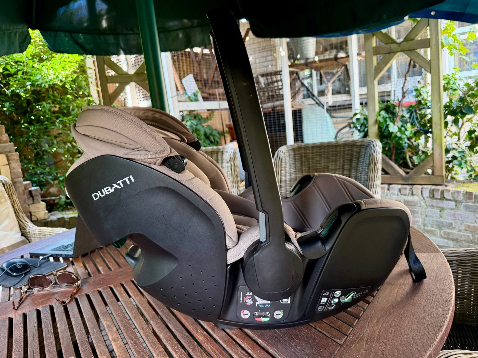 Dubatti by Britax Römer Baby-Safe Pro – Taupe, Ophalen of Verzenden, Zo goed als nieuw, Isofix, 0 t/m 13 kg