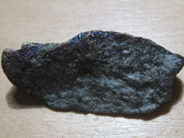 min. 7x ruwe edelsteen CHALCOPYRIET (6) (PAUWENERTS), Verzamelen, Verzenden, Mineraal
