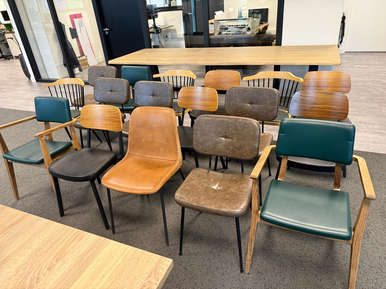 25 diverse stoelen voor kantine of vergaderruimte, Huis en Inrichting, Ophalen, Gebruikt, Overige kleuren, Vijf, Zes of meer stoelen