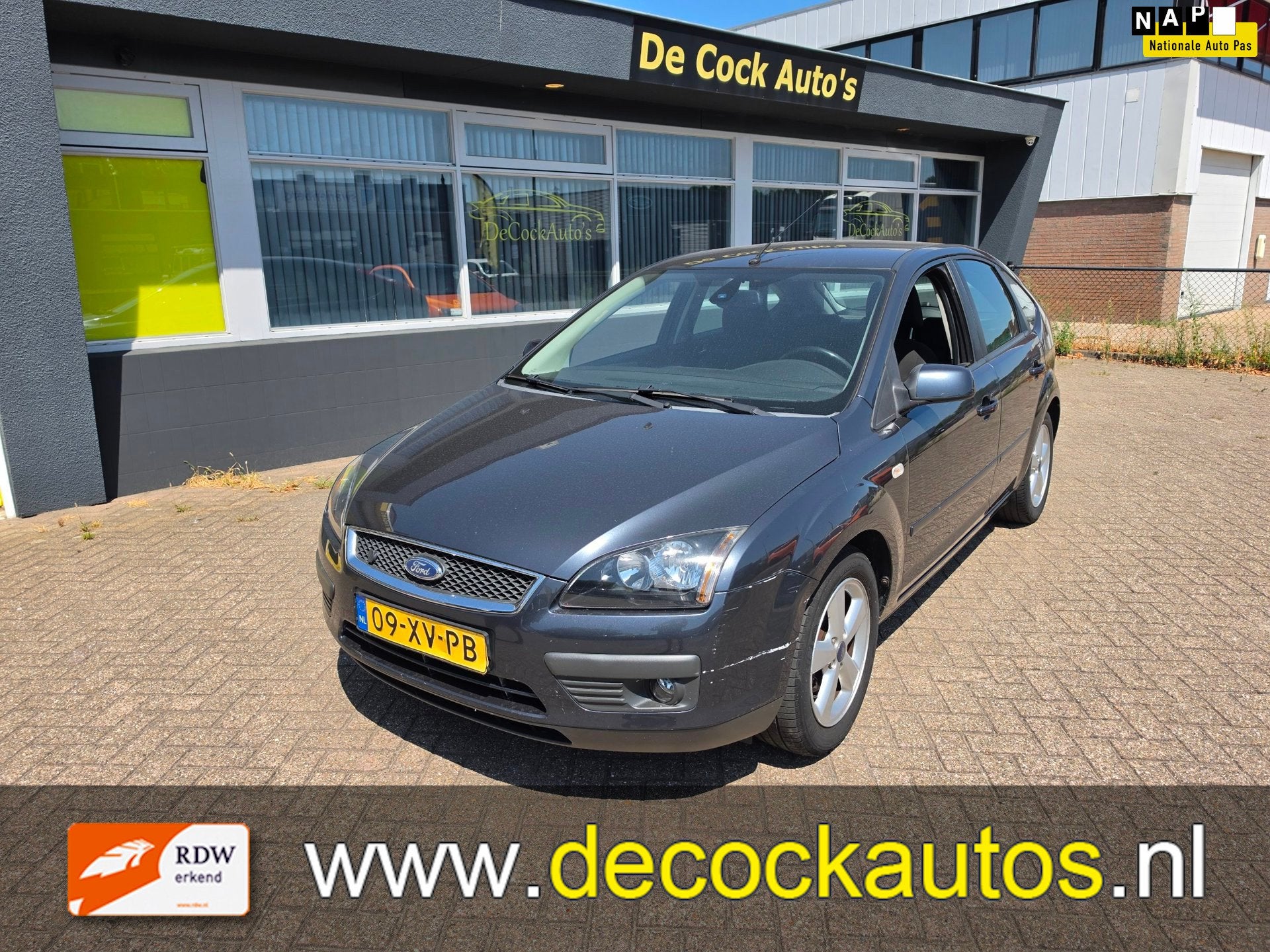 Ford Focus 1.8-16V Ambiente Flexifuel, Auto's, 125 pk, Gebruikt, 4 cilinders, 1219 kg