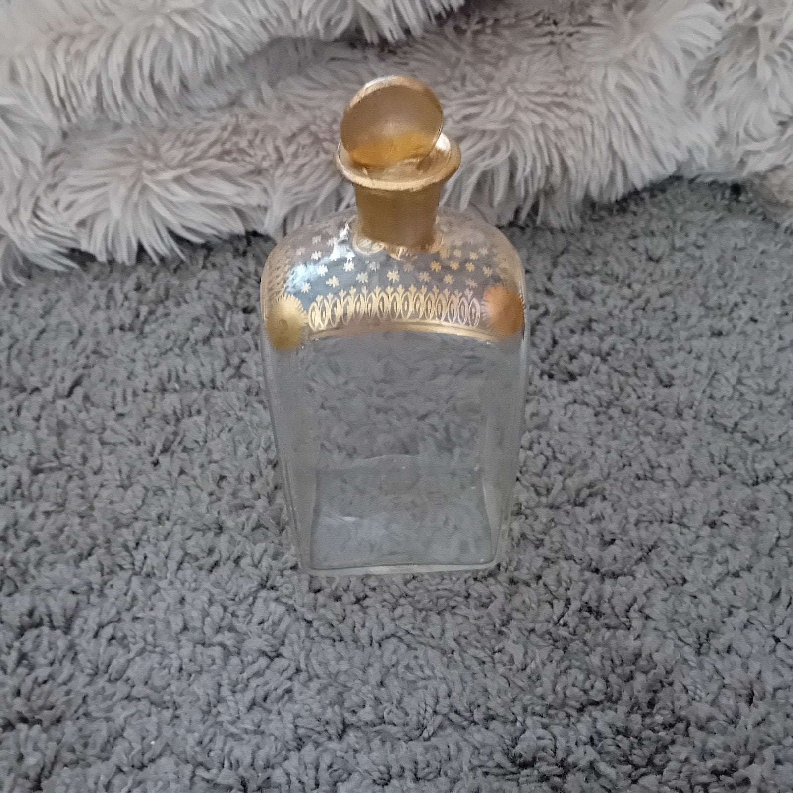 Vintage Glazen Fles met Gouden Decoratie en Stop, Verzenden