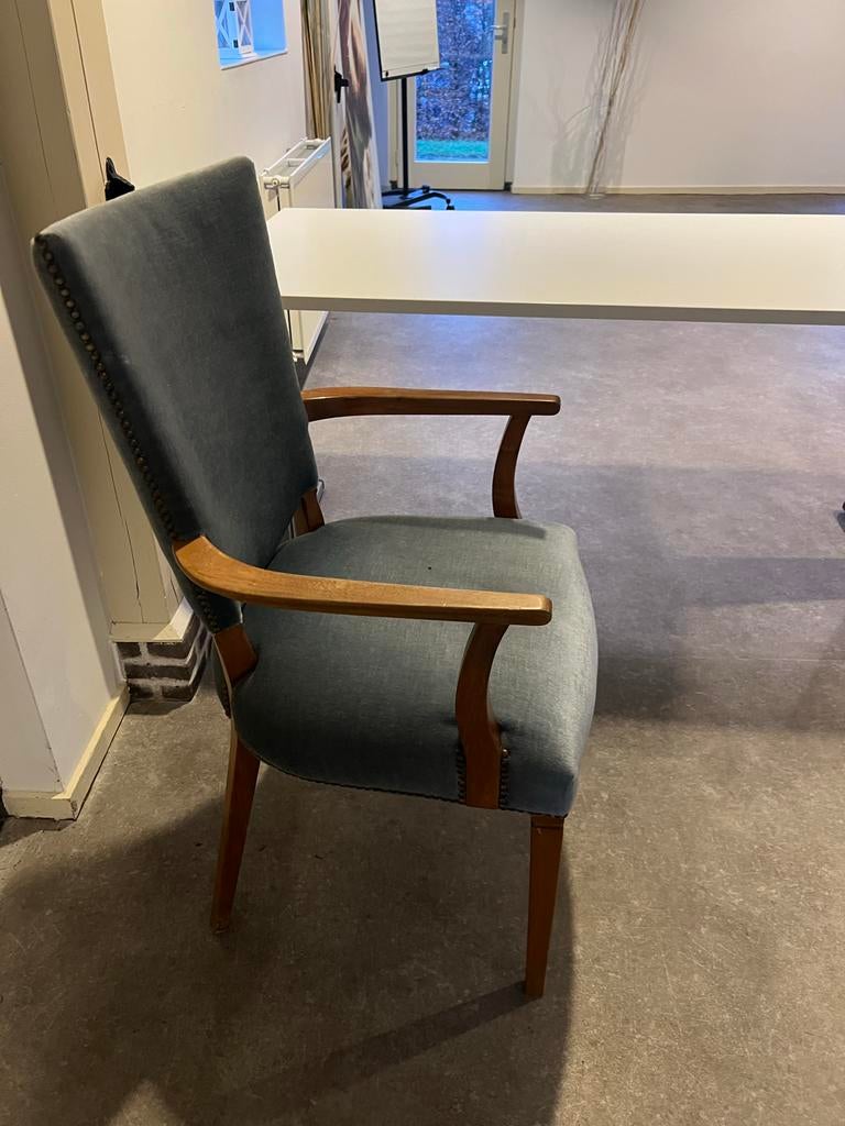 Set van 11 comfortabele stoelen met armleuningen, Huis en Inrichting, Stoelen, Gebruikt, Vijf, Zes of meer stoelen, Hout, Grijs
