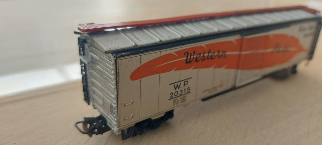 Märklin USA Western Pacific goederenwagens artnr 4571 in vvp, Wisselstroom, Wagon, Ophalen of Verzenden, Zo goed als nieuw