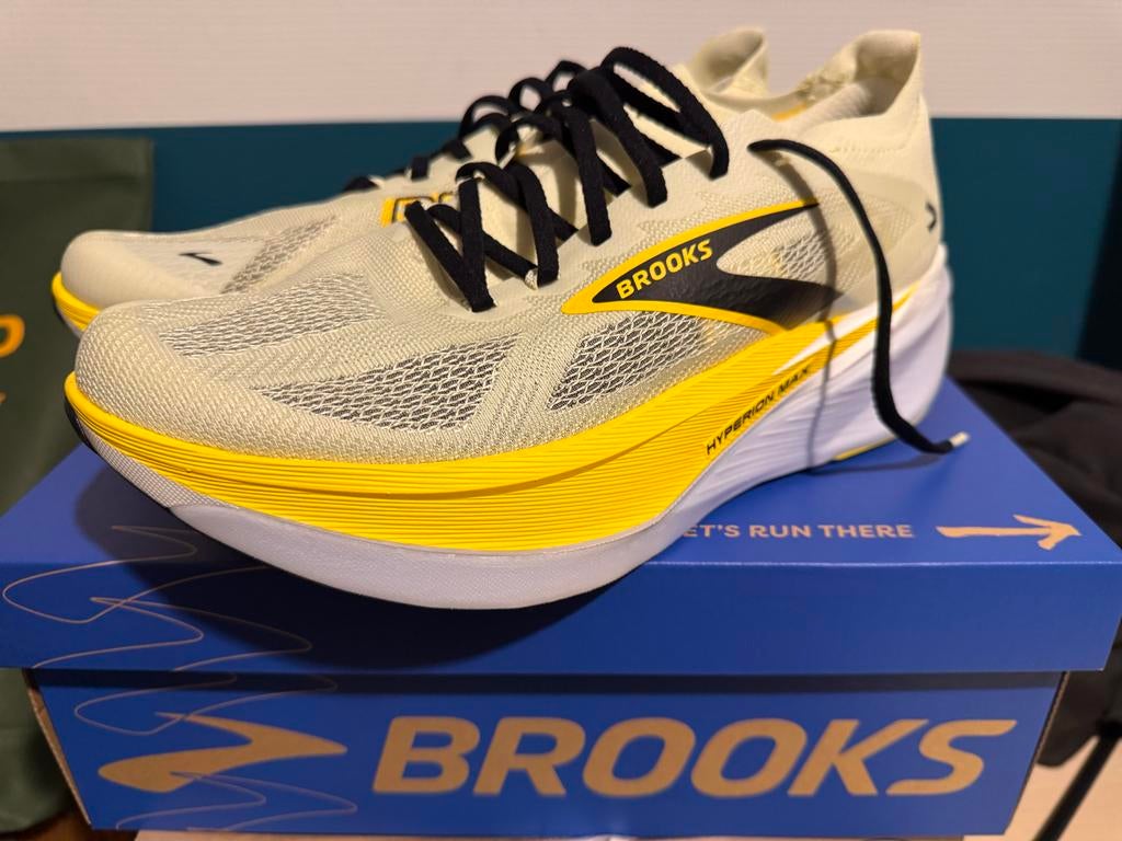Brooks Hyperion Max 3 - Maat 45 - Hardloopschoenen, Kleding | Heren, Schoenen, Ophalen of Verzenden, Nieuw, Overige kleuren, Sportschoenen