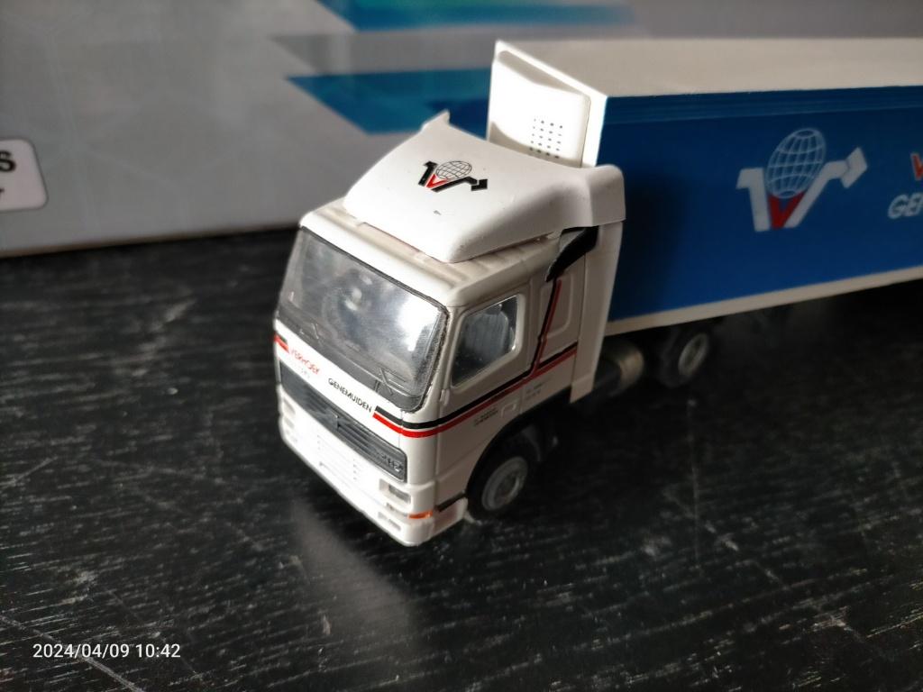 Conrad Volvo F12 verhoek Genemuiden, Hobby en Vrije tijd, Ophalen of Verzenden, Bus of Vrachtwagen, Conrad