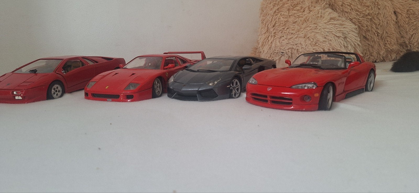 Set van 4 1/18 modelauto's: Ferrari, Lamborghini, Dodge, Hobby en Vrije tijd, Modelauto's | 1:18, Ophalen of Verzenden, Gebruikt