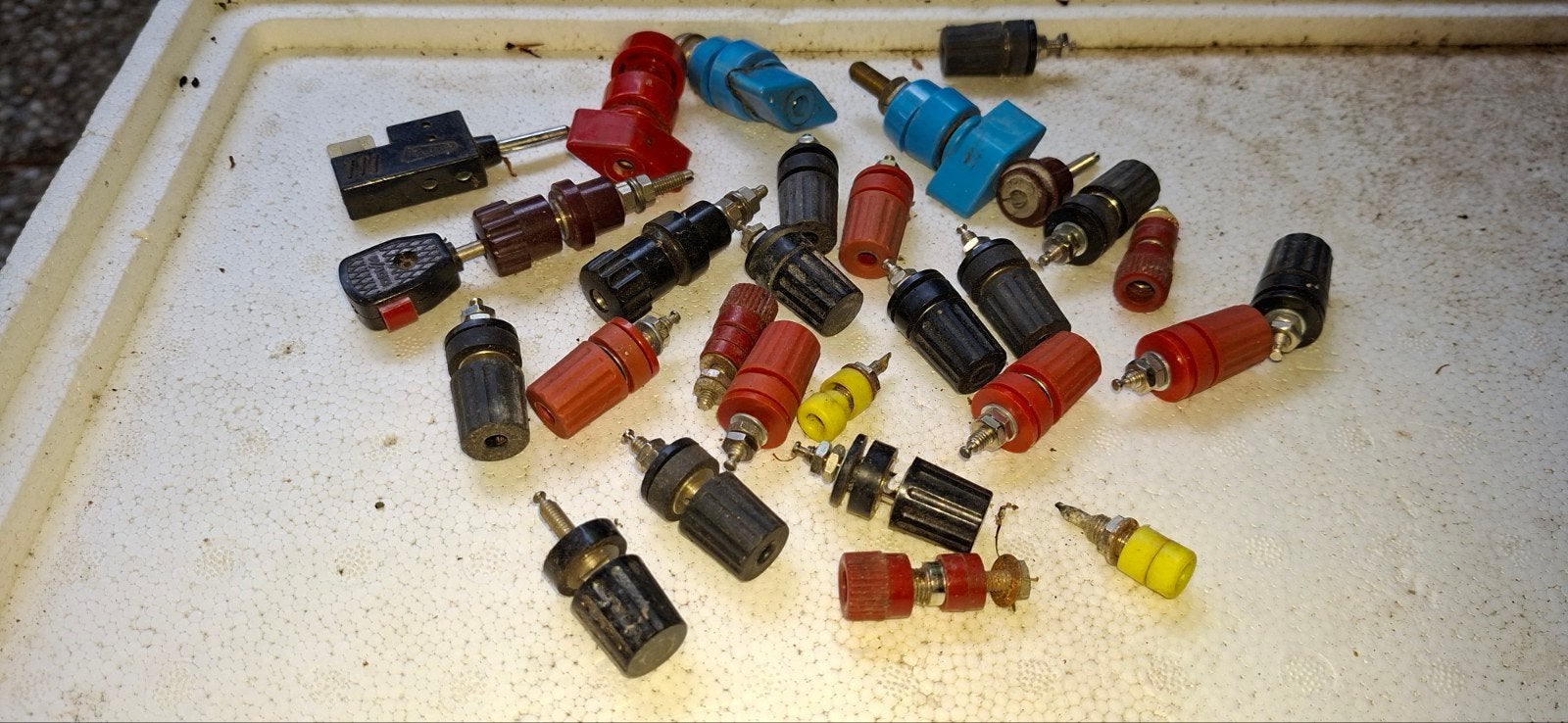 Diverse contacten en pennen, Ophalen of Verzenden