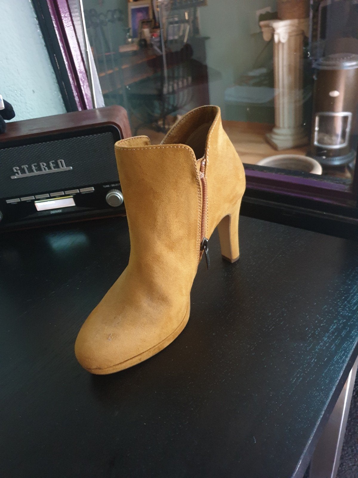Neuwe suède Tamaris dames enkellaarsjes, Beige, Lage of Enkellaarzen, Nieuw, Ophalen