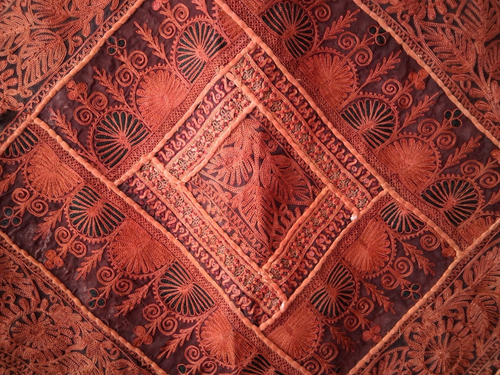 Origineel Indiaas Wandkleed met Ophangstok, Ophalen