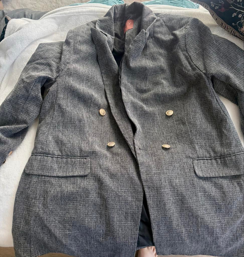 C&A Grey Textured Blazer – Chic, Structured & Modern, Ophalen of Verzenden, Zo goed als nieuw, Maat 46/48 (XL) of groter, Grijs