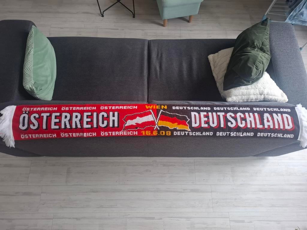 Sjaal Oostenrijk - Duitsland 16.6.08, Ophalen of Verzenden, Zo goed als nieuw, Buitenlandse clubs, Vaantje of Sjaal