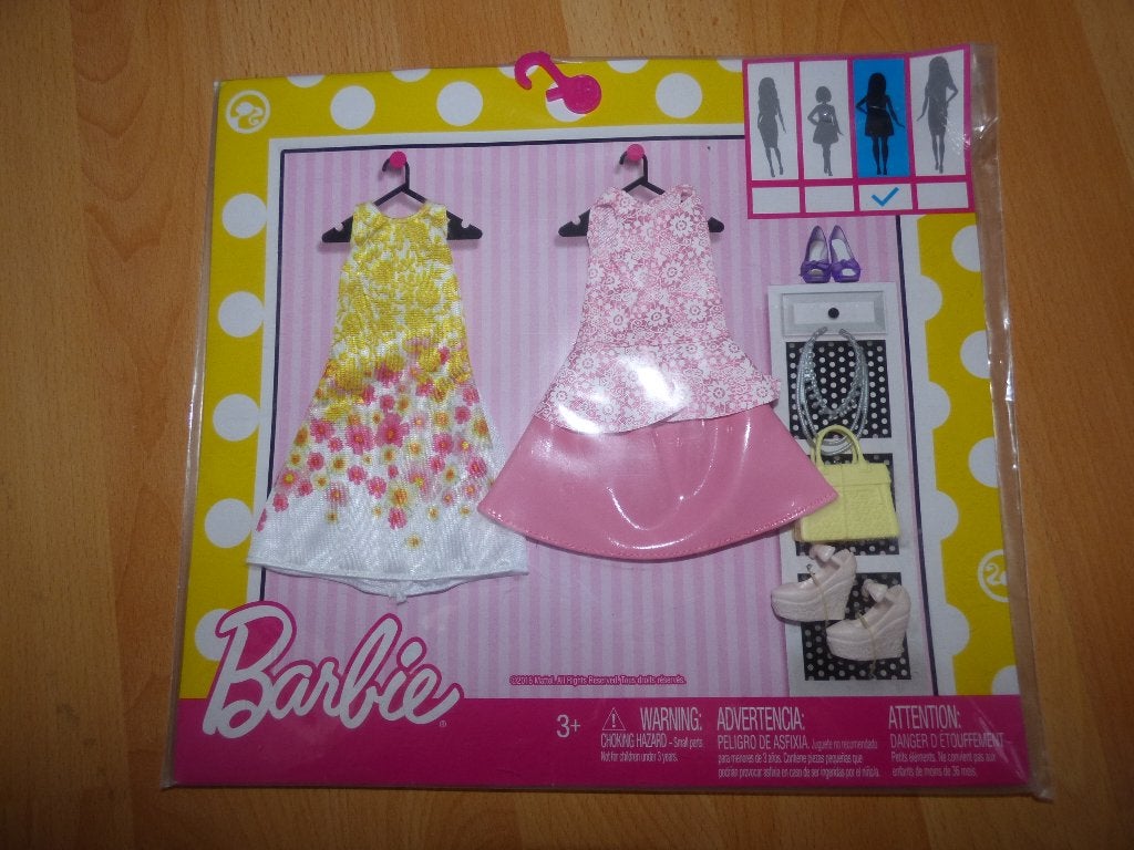 Leuke set Barbie kleding, NIEUW IN VERPAKKING!, Ophalen of Verzenden, Nieuw, Barbie