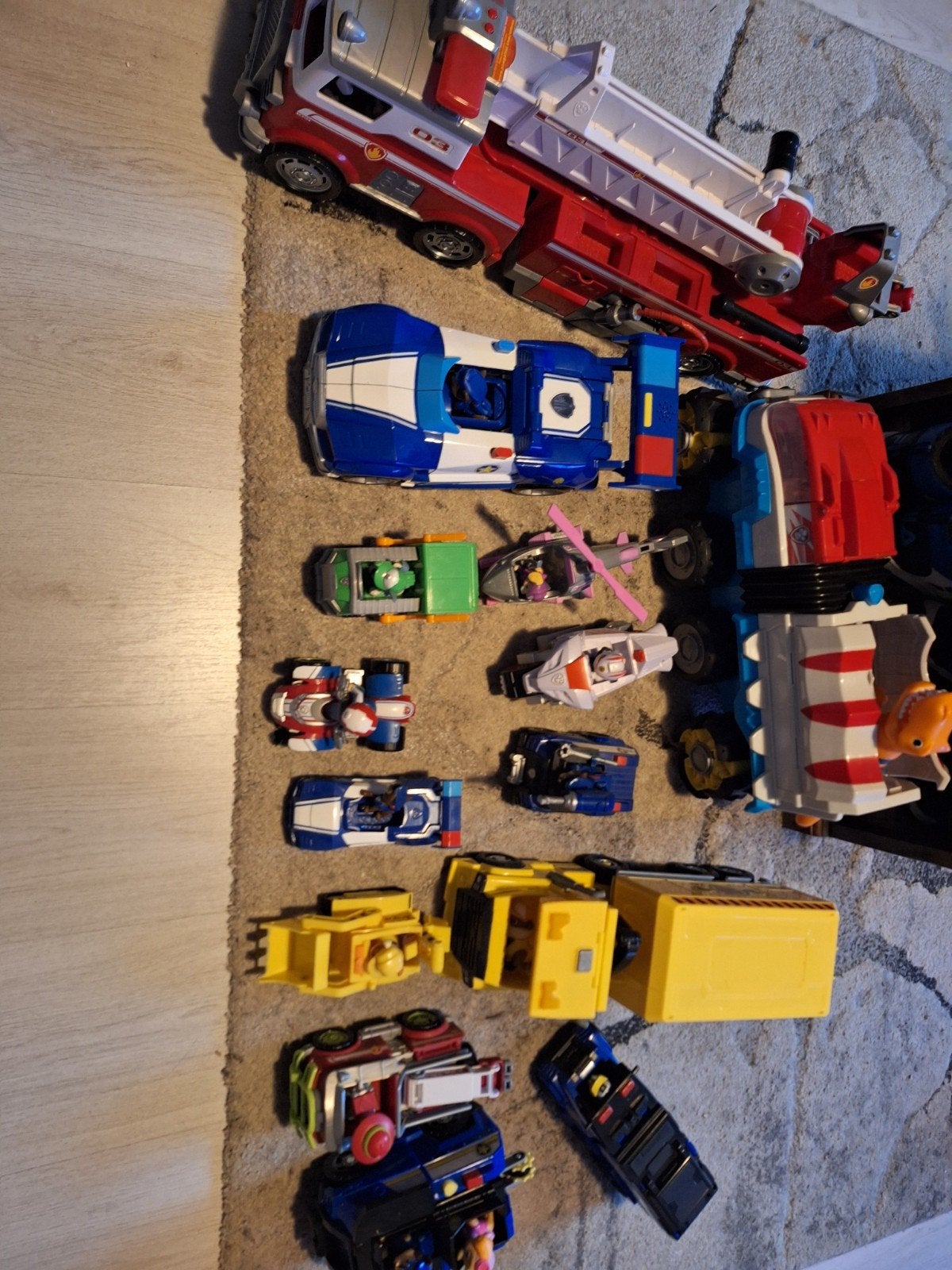 Grote collectie Paw Patrol voertuigen, Kinderen en Baby's, Speelgoed | Speelgoedvoertuigen, Ophalen, Gebruikt