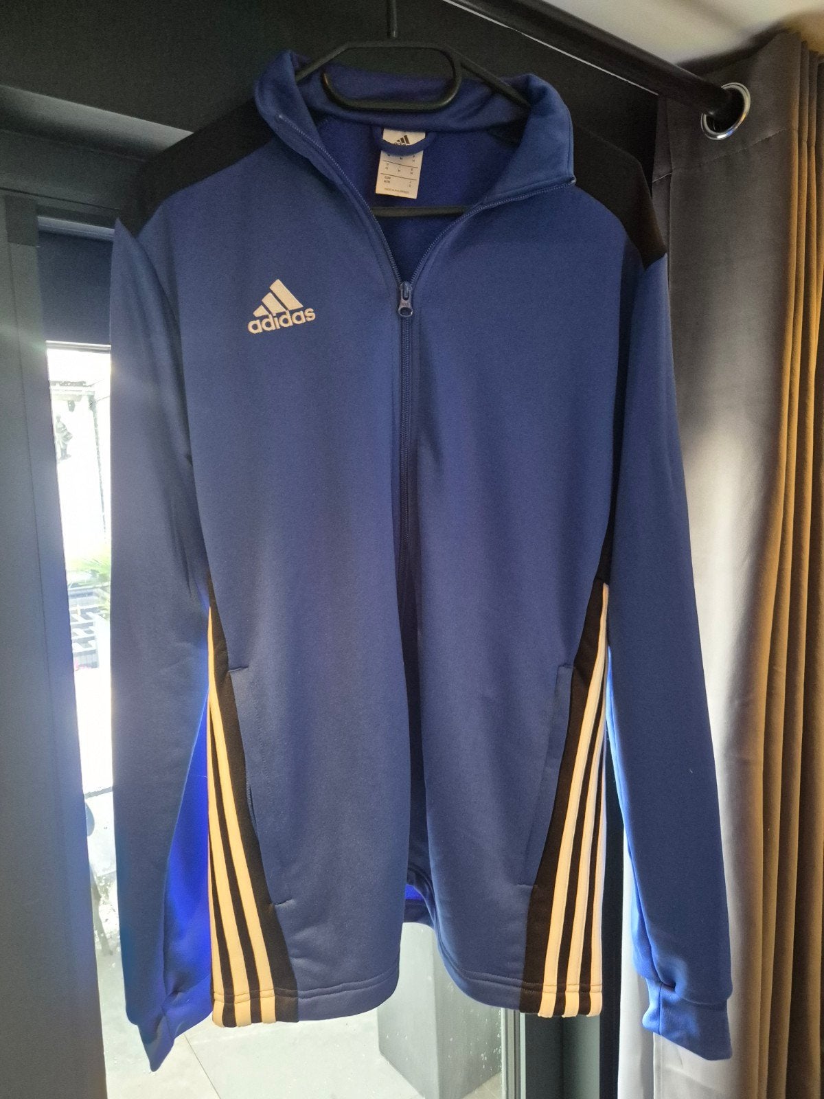 Adidas trainingjack
maat M, Ophalen of Verzenden, Zo goed als nieuw, Adidas, Algemeen