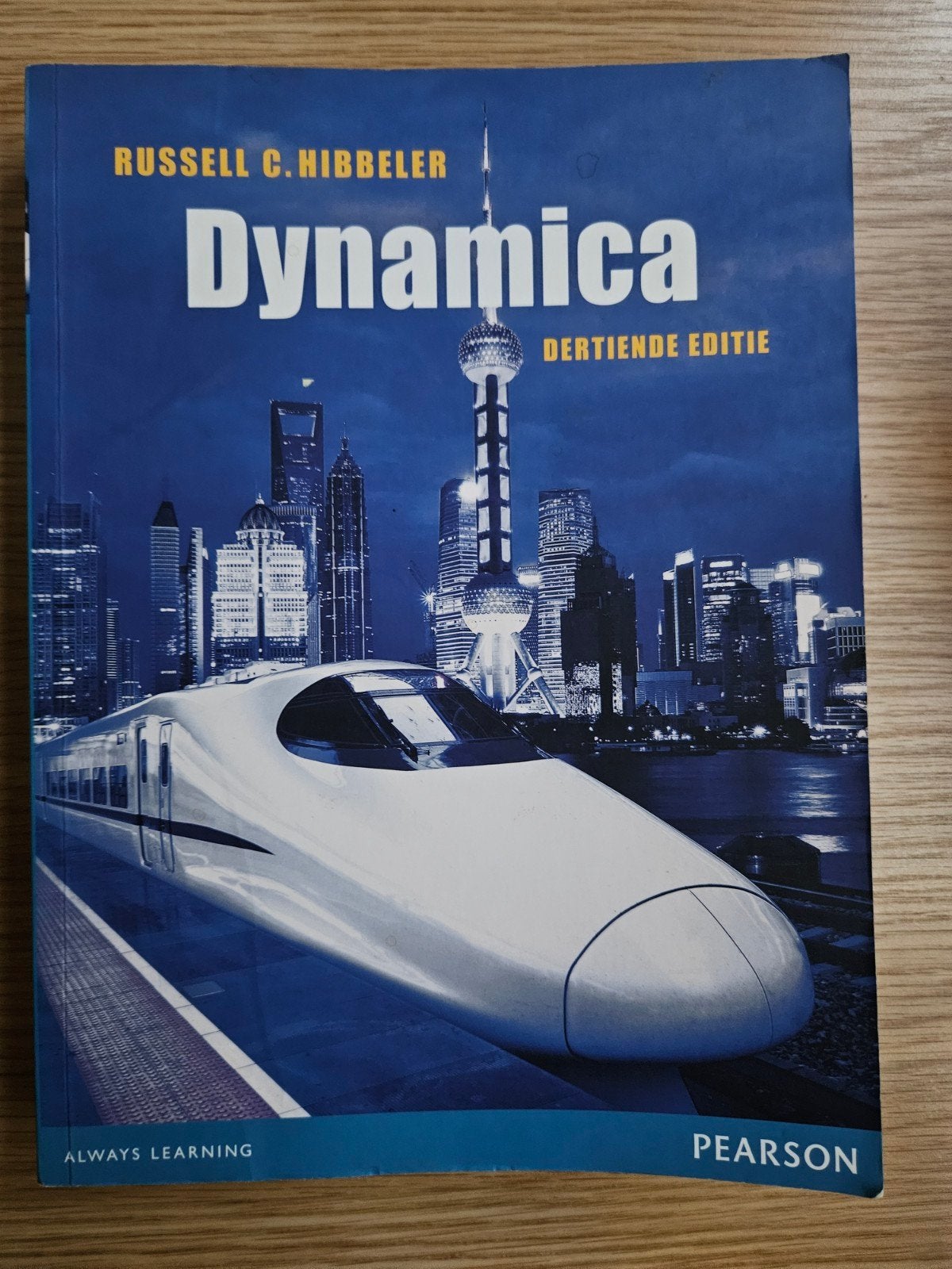 Dynamica - Dertiende editie - Russell C. Hibbeler, Ophalen of Verzenden, Zo goed als nieuw, Russell C. Hibbeler, Beta