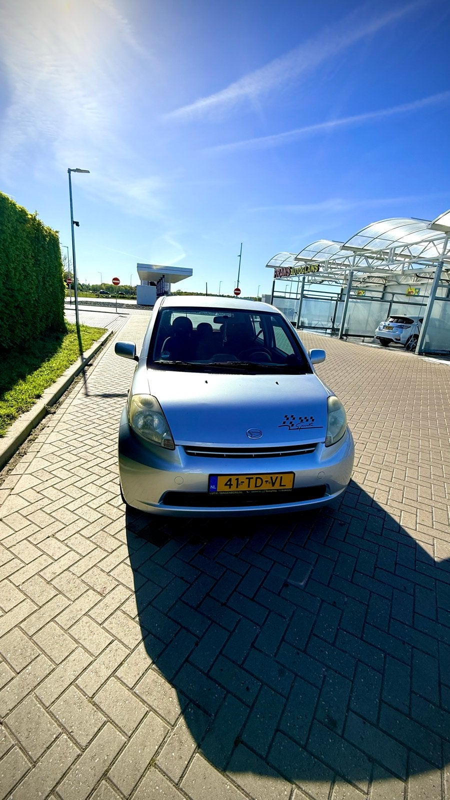 Daihatsu Sirion 1.0 51KW 2006 Grijs, Auto's, Voorwielaandrijving, Handgeschakeld, 3 cilinders, Zilver of Grijs