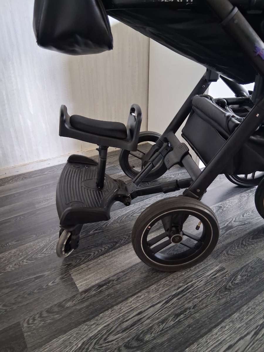 Dubatti kinderwagen met meerijdplankje, Kinderen en Baby's, Kinderwagens en Combinaties, Gebruikt, Kinderwagen, Overige merken