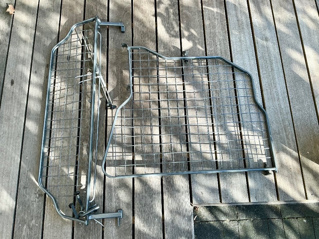 Hondenrek met divider merk Travall voor Renault Megane, Ophalen, Zo goed als nieuw