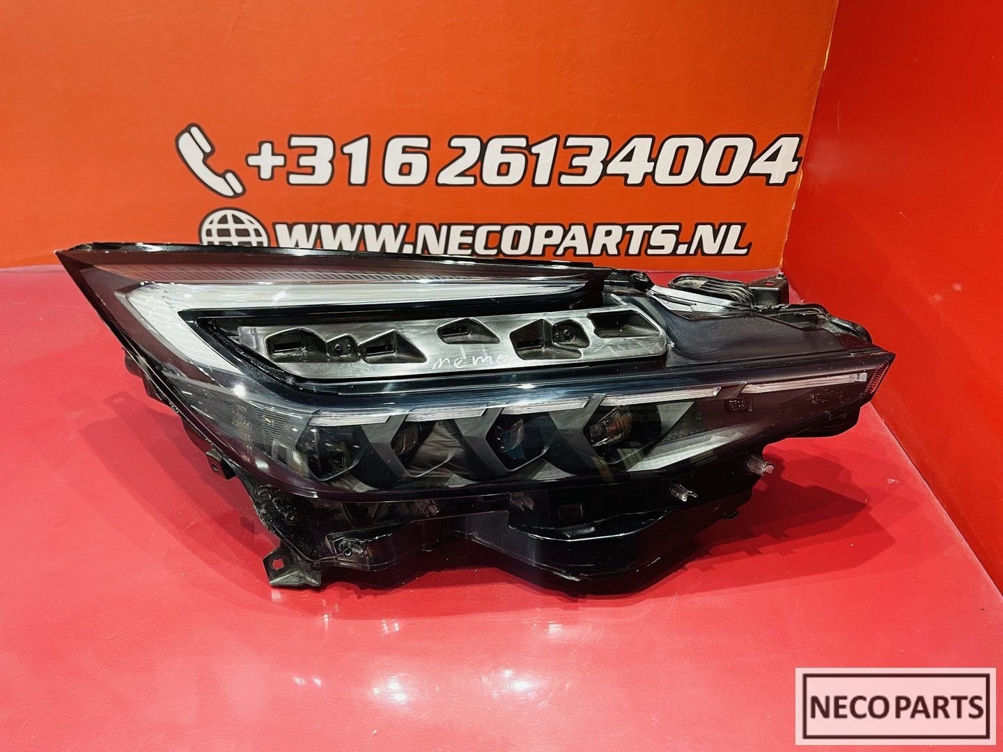 TOYOTA CHR C-HR II VOL LED KOPLAMP ORIGINEEL 81110-F4240-00, Auto-onderdelen, Verlichting, Gebruikt, -, -, Ophalen of Verzenden