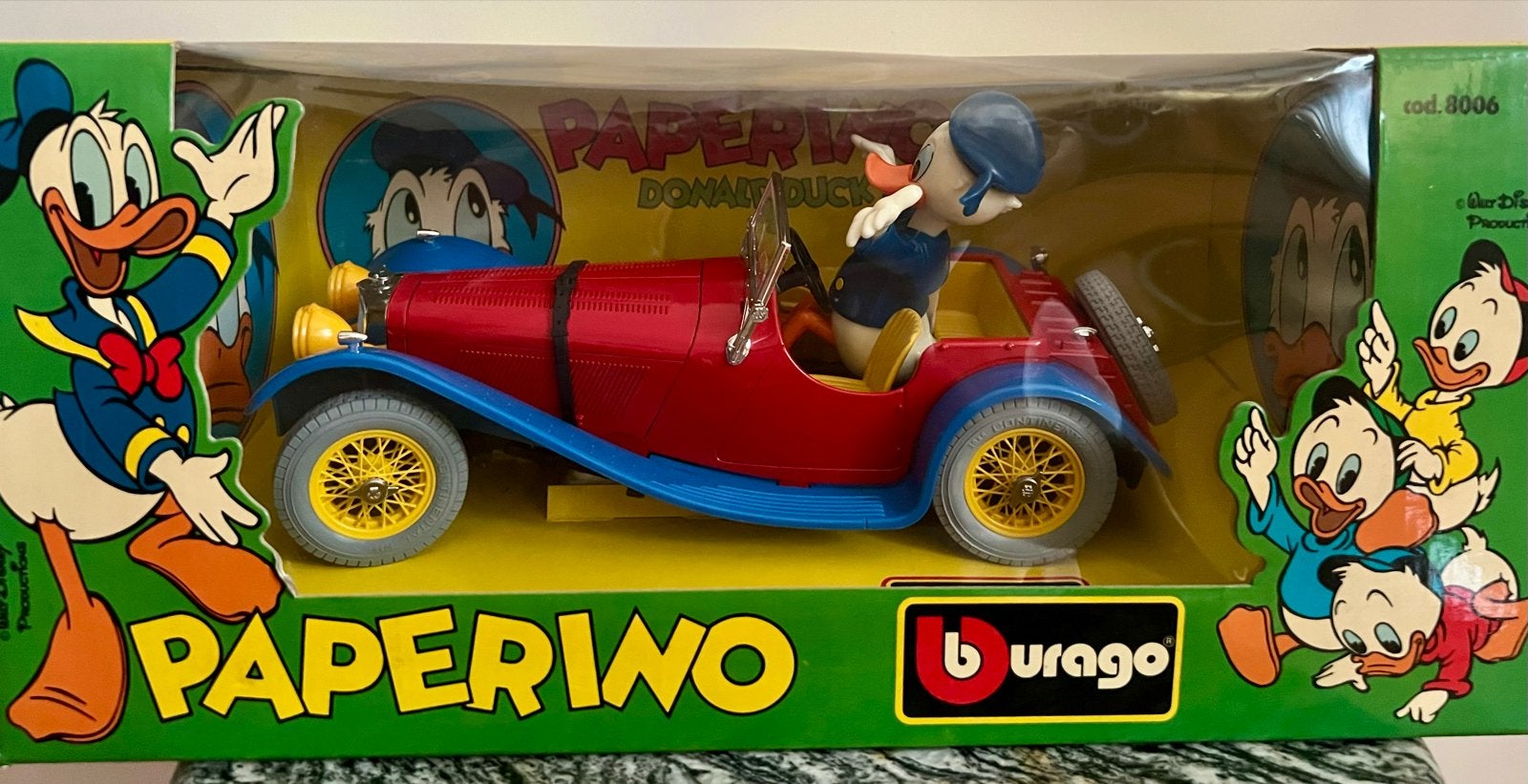 Bburago Paperino Donald Duck Diecast Model 1:18, Ophalen, Donald Duck, Zo goed als nieuw, Beeldje of Figuurtje