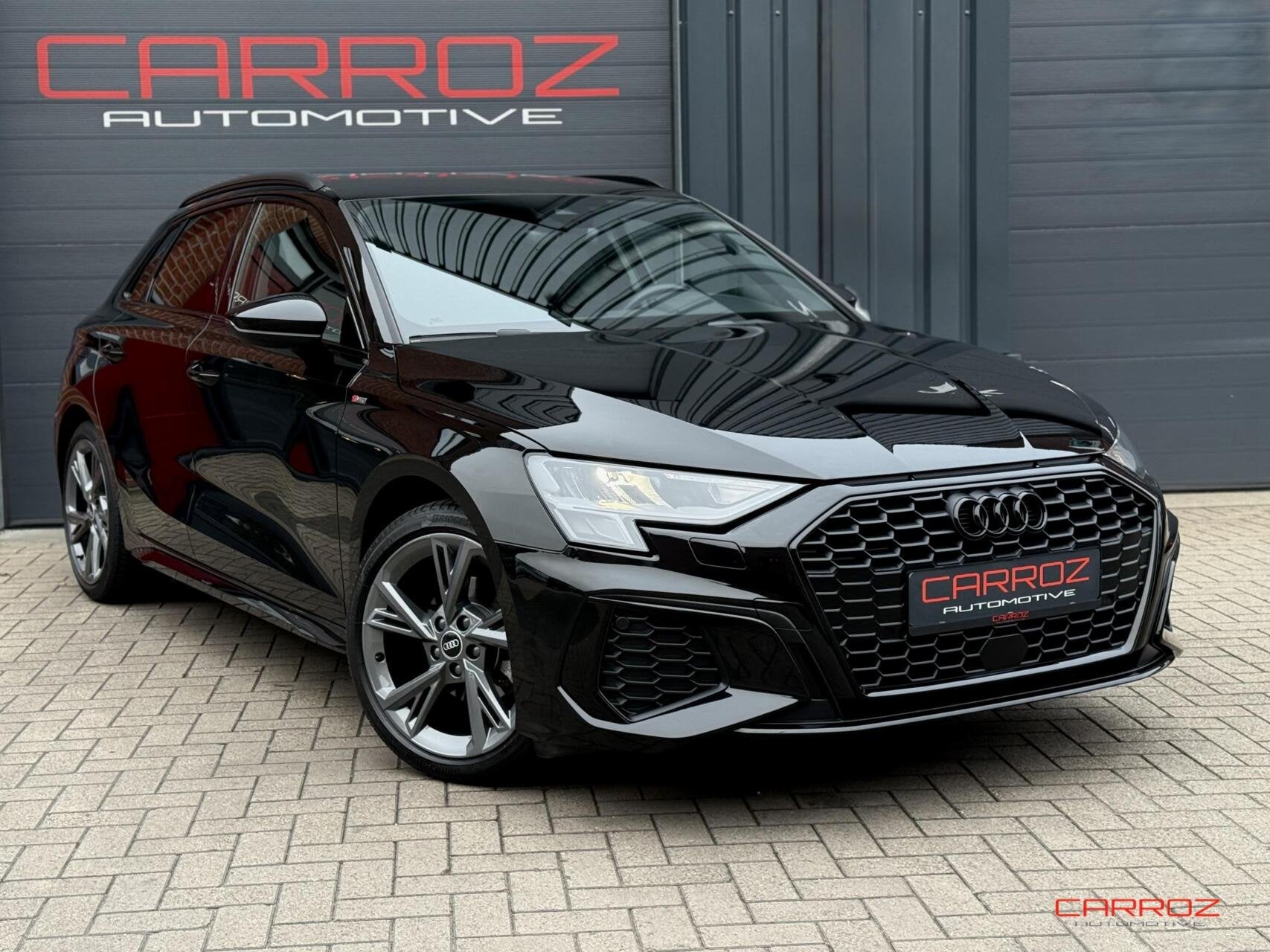 Audi A3 Sportback 35 TFSI S Line LED CarPlay Trekhaak Draadl, Dealer onderhouden, Stof, 4 cilinders, 150 pk