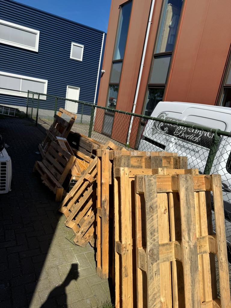 Gratis af te halen diverse pallets, Ophalen, Zo goed als nieuw, Pallet, Minder dan 200 cm