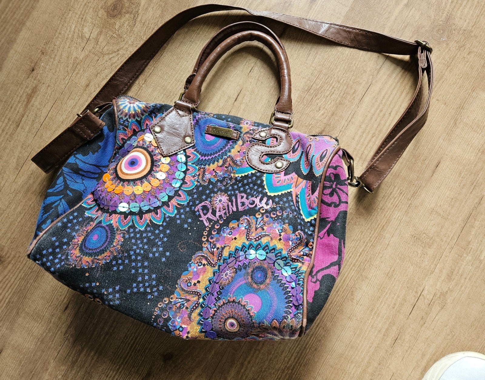 DESIGUAL , vrijwel nieuwstaat, hand/schoudertasje, Ophalen of Verzenden, Nieuw, Overige kleuren, Schoudertasje