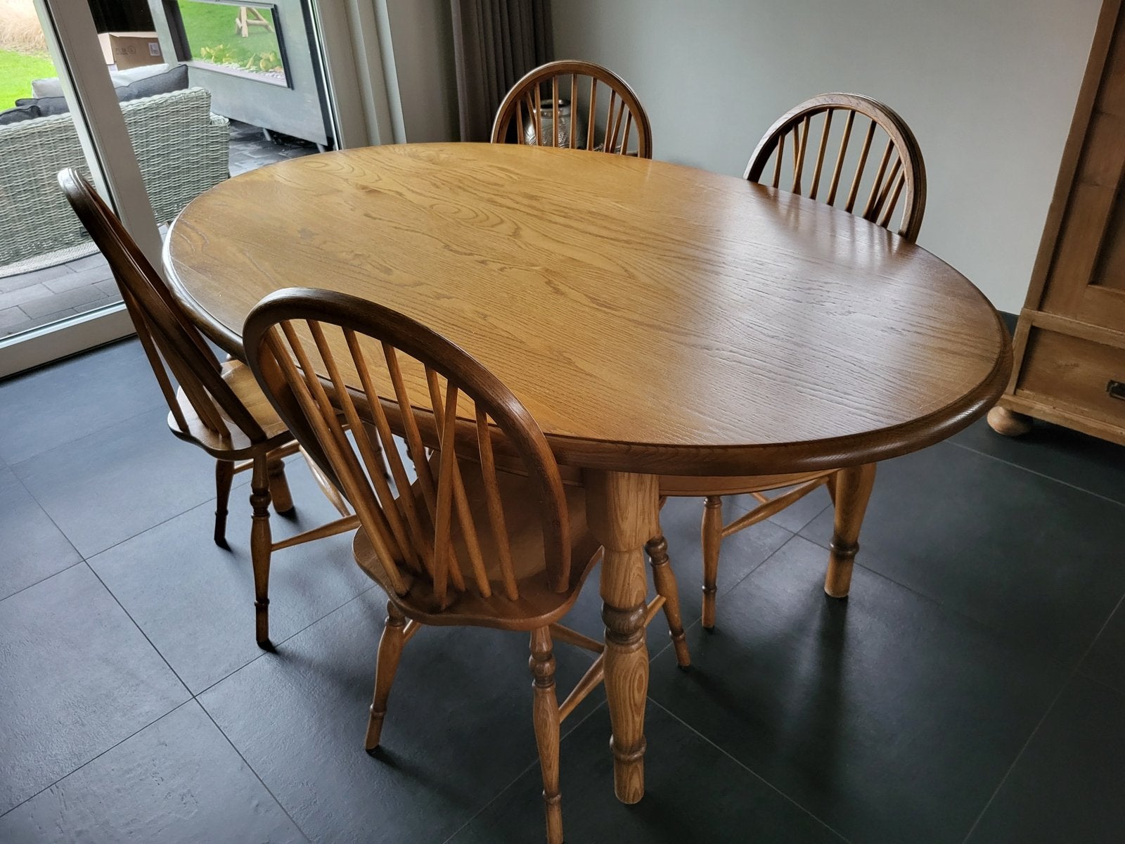 Eethoek gepatineerd eiken, Huis en Inrichting, Ophalen, Gebruikt, 4 tot 6 stoelen
