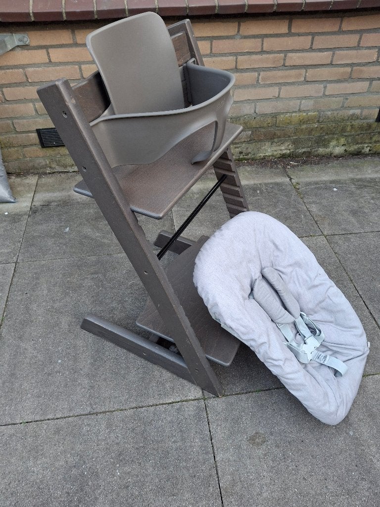 Foto 8 van Stokke Tripp Trapp kinderstoel, newborn sets, babysets, etc.