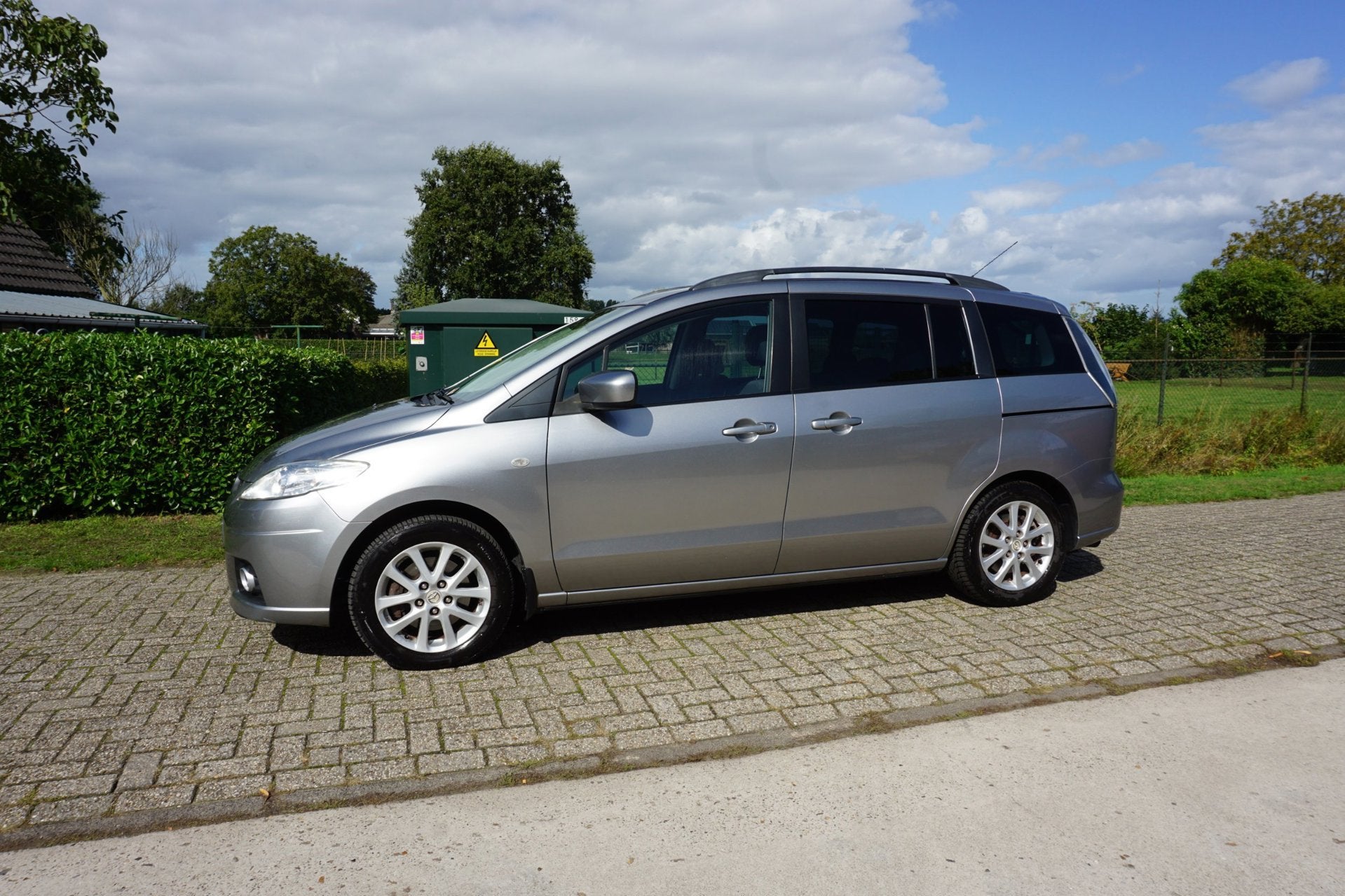 Mazda 5 2.0 Katano 7 persoons, Auto's, Gebruikt, 7 stoelen, Origineel Nederlands, Handgeschakeld