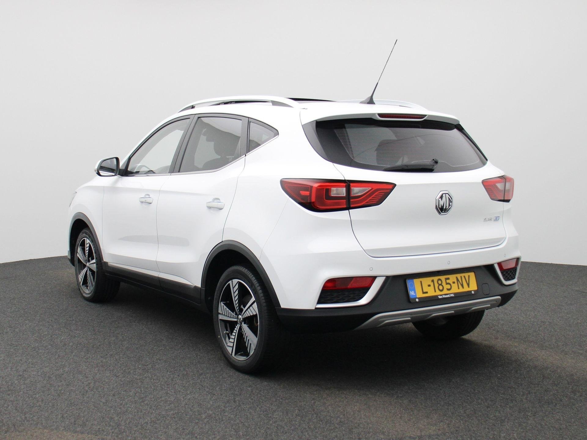 MG MG ZS EV Luxury 45 kWh | Automaat | Panoramadak | Leder |, Auto's, MG, Gebruikt, 143 pk, ZS, 1507 kg