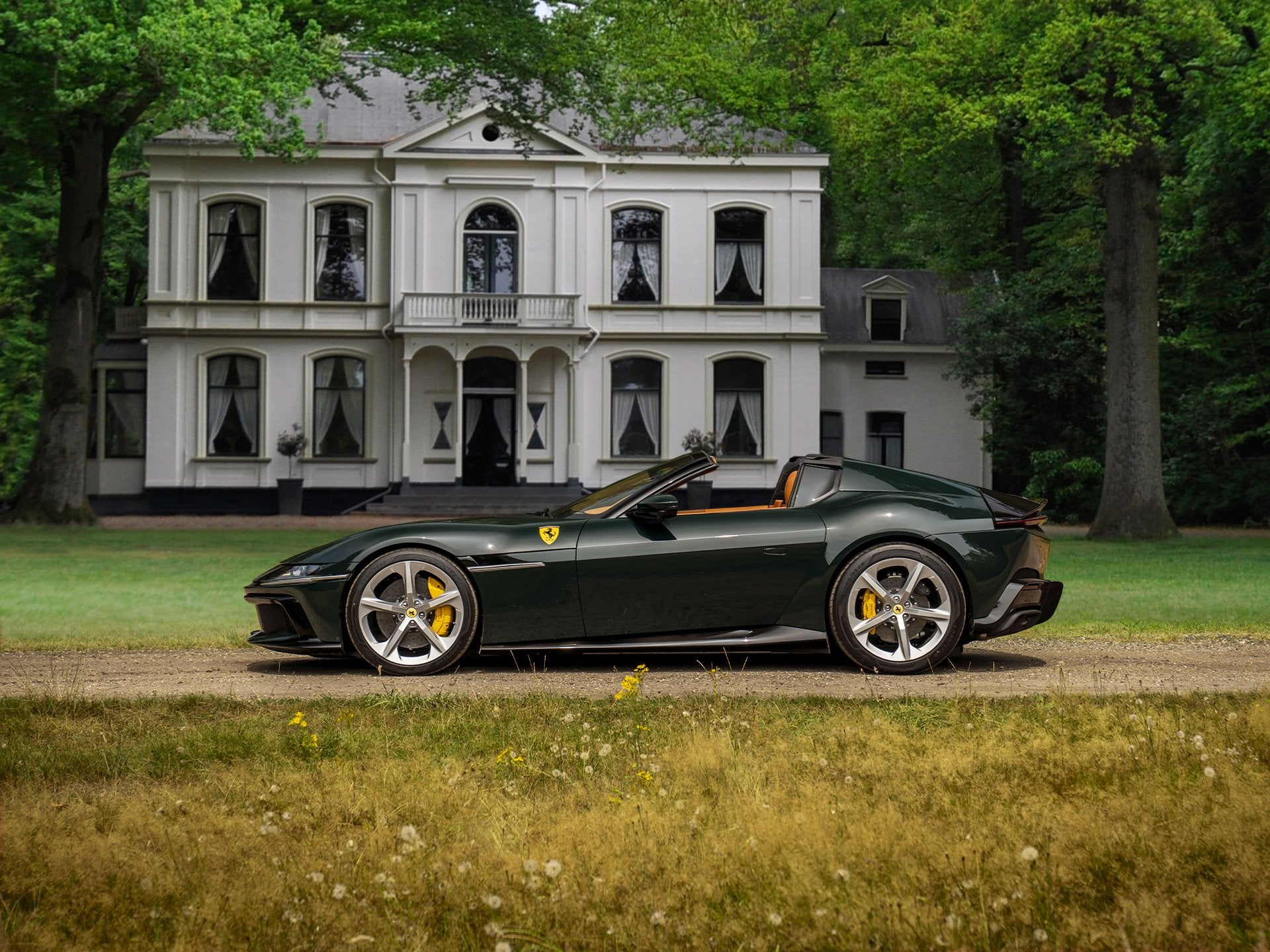 Ferrari 12Cilindri Spider 6.5 V12 | Verde British | Full spe, Auto's, Automaat, Achterwielaandrijving, Gebruikt, Leder