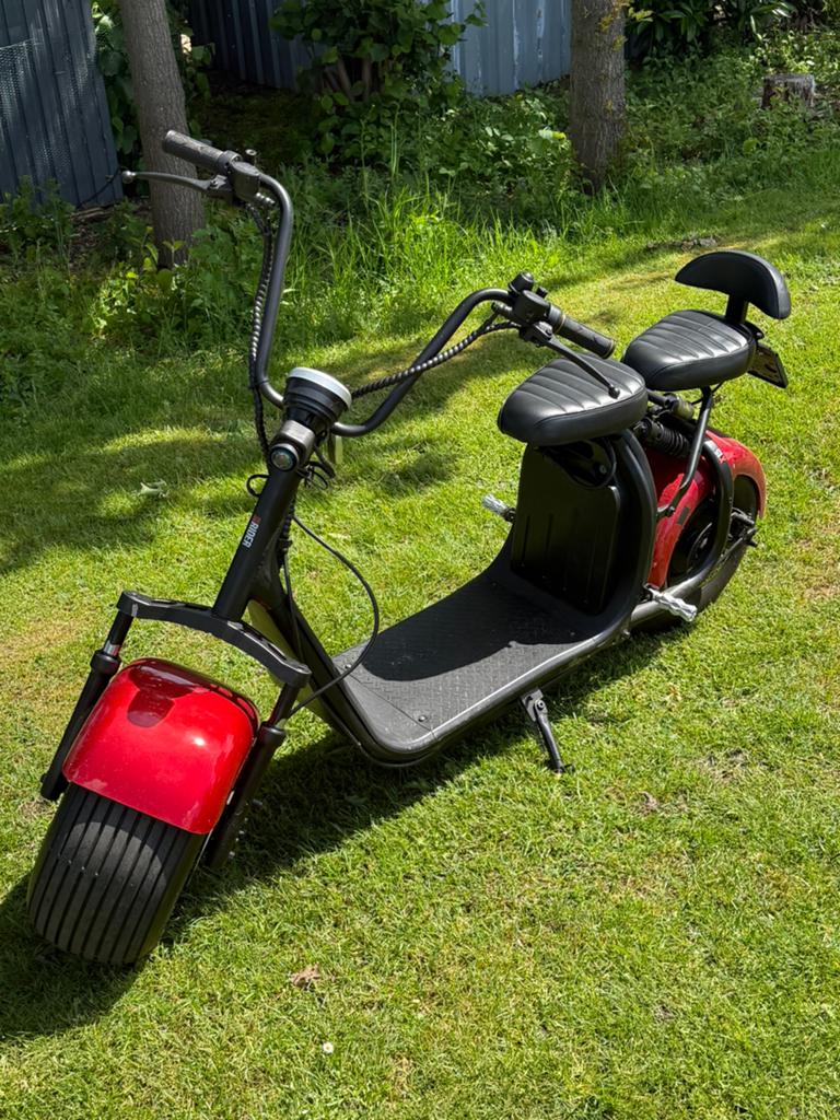 Electerische step op snor kenteken, Fietsen en Brommers, Ophalen, Zo goed als nieuw, Gewone step