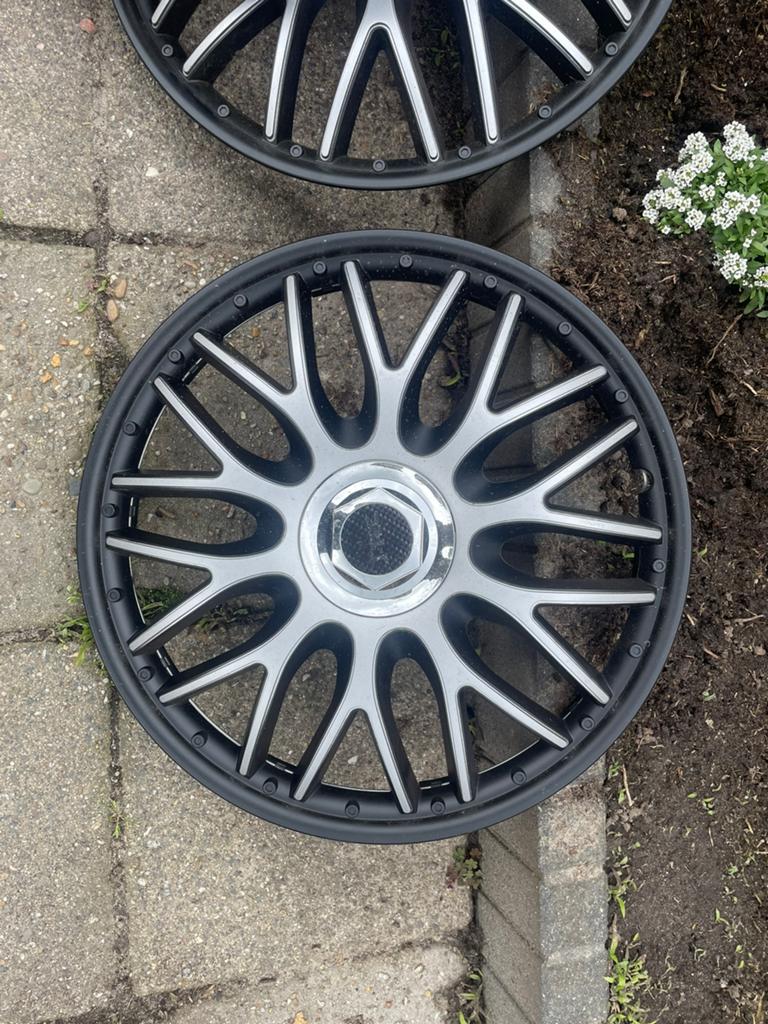 16 inch Aztec wieldoppen, Auto diversen, Ophalen of Verzenden, Zo goed als nieuw
