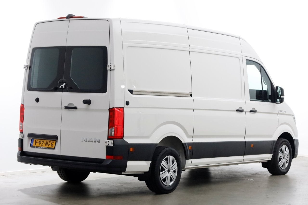 MAN TGE 3.140 2.0 140pk L3H3 (L2H2) Airco/Navi/Camera 07-202, Auto's, Dealer onderhouden, Gebruikt, Euro 6, 4 cilinders
