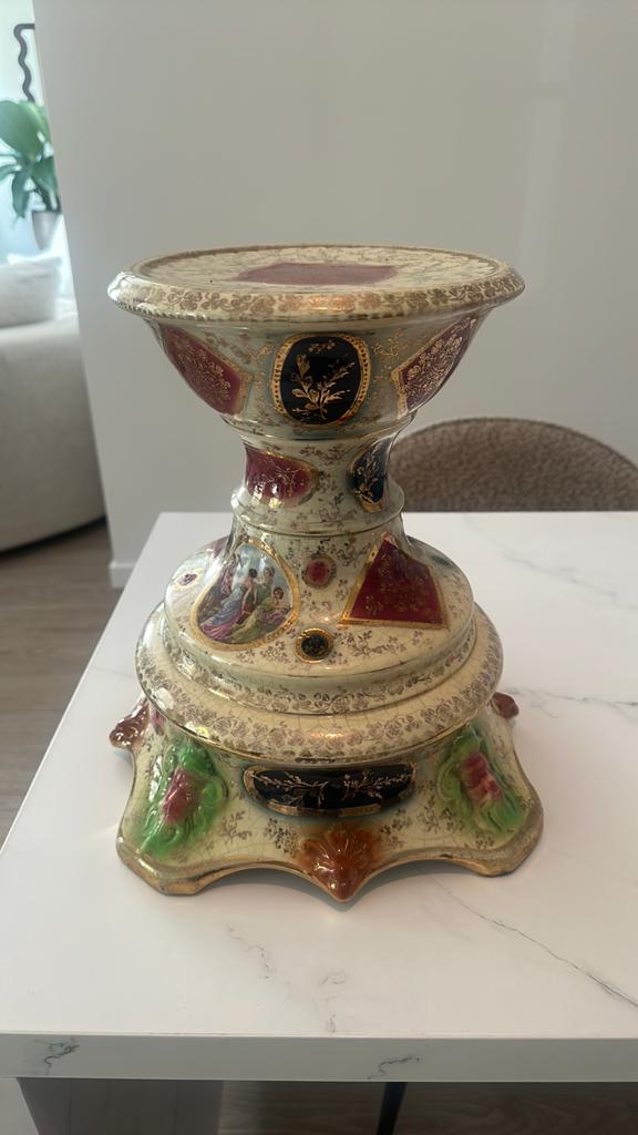 Antieke Italiaanse Porseleinen Pedestal Met Gouddecor, Antiek en Kunst, Ophalen of Verzenden