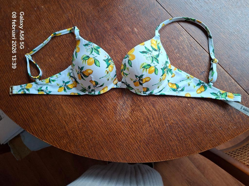 Victoria Secret witte bikini top 32C/C70, Wit, Ophalen of Verzenden, Bikini, Victoria Secrets