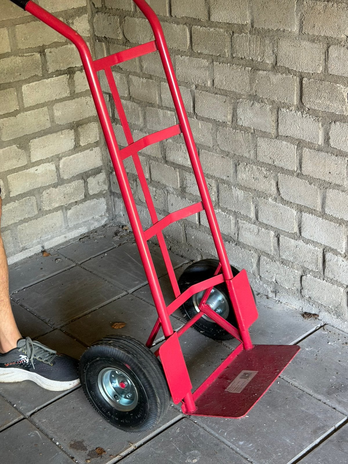 Steekwagen tot 150kg, 60 tot 80 liter, Ophalen, Zo goed als nieuw, Steekwagen