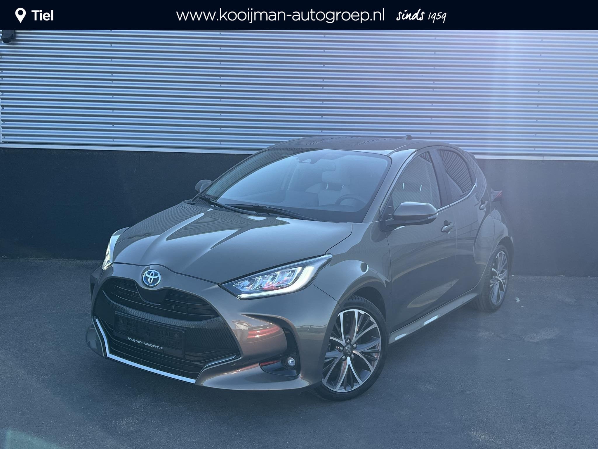 Toyota Yaris 1.5 Hybrid Executive Edition Stoelverwarming, H, Auto's, Dealer onderhouden, 450 kg, Gebruikt, Euro 6