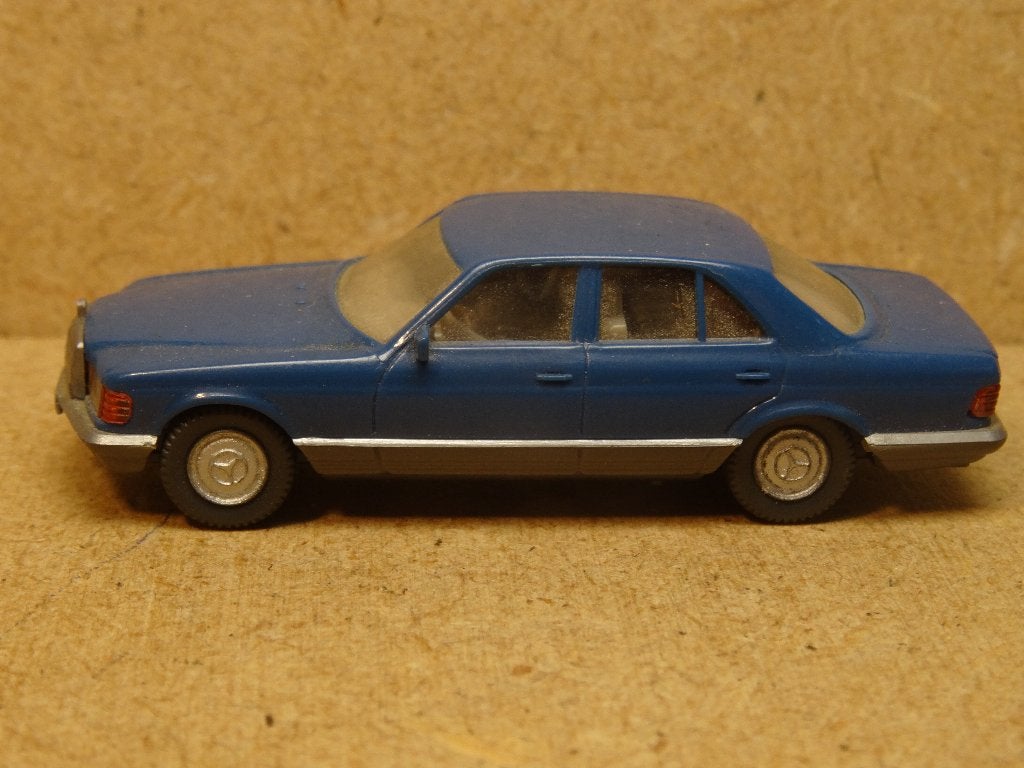 WIKING 1/87, MERCEDES Benz 500-SE, Blauw, Zie Foto`s, Hobby en Vrije tijd, Ophalen of Verzenden, Zo goed als nieuw, Auto, Wiking
