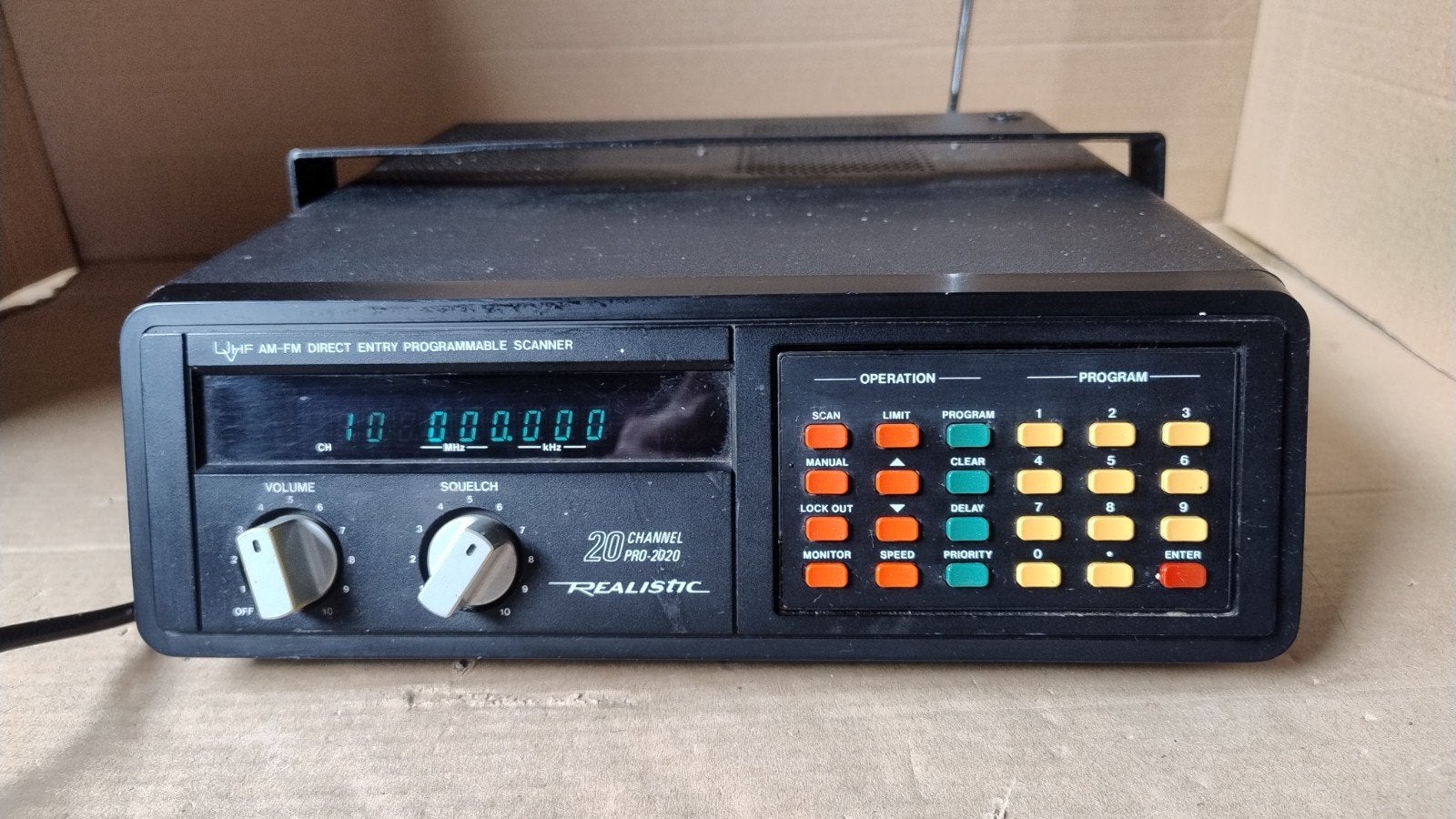 Vintage Realistic PRO-2020 Analoge Scanner UHF AM/FM, Telecommunicatie, Ophalen of Verzenden, Gebruikt