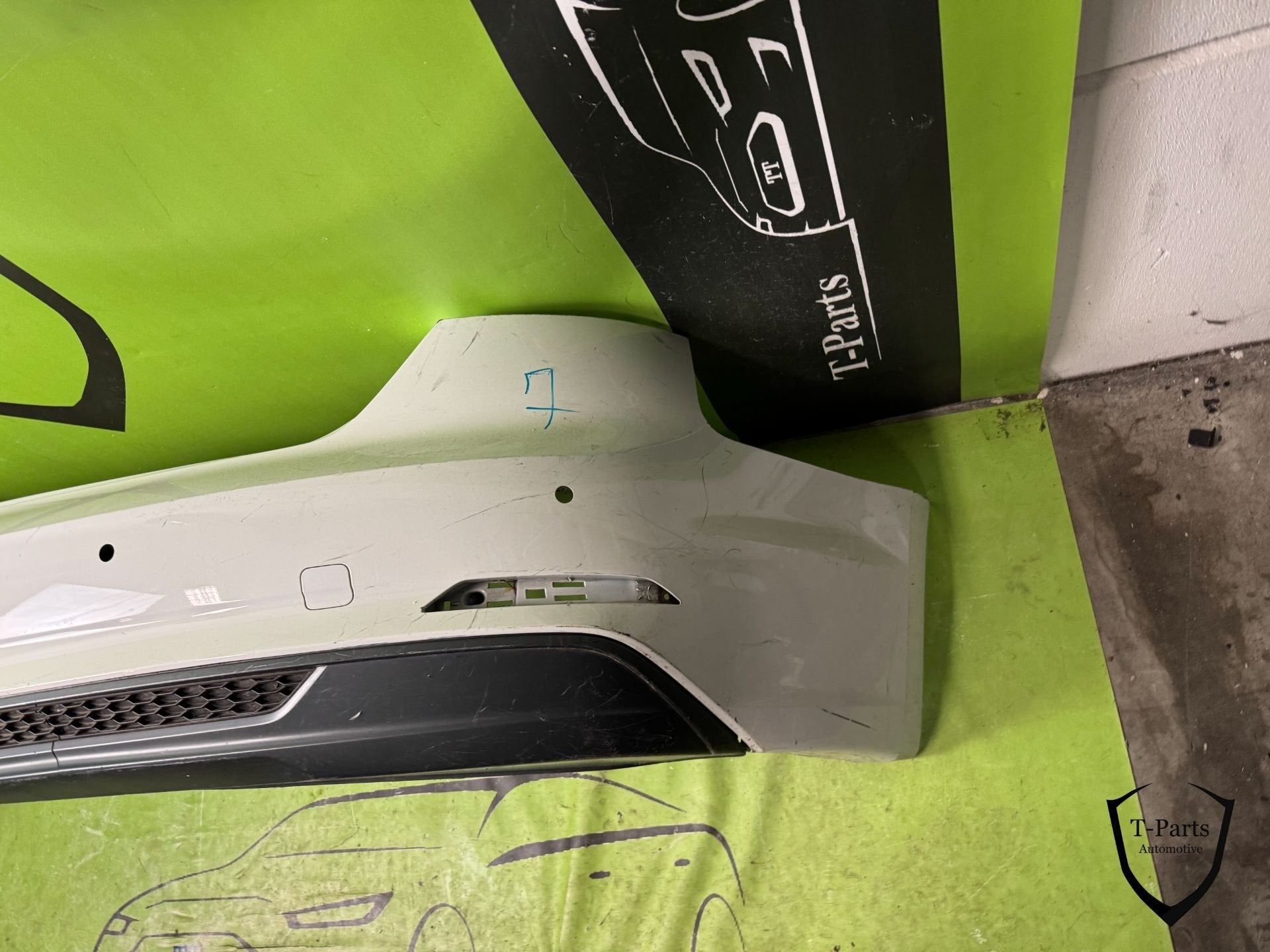 audi a3 achterbumper SEDAN bumper 17+, Gebruikt, AUDI AG, Auto-Union-Strasse 1
85045  Ingolstadt, DE, Kundenbetreuung@audi.de