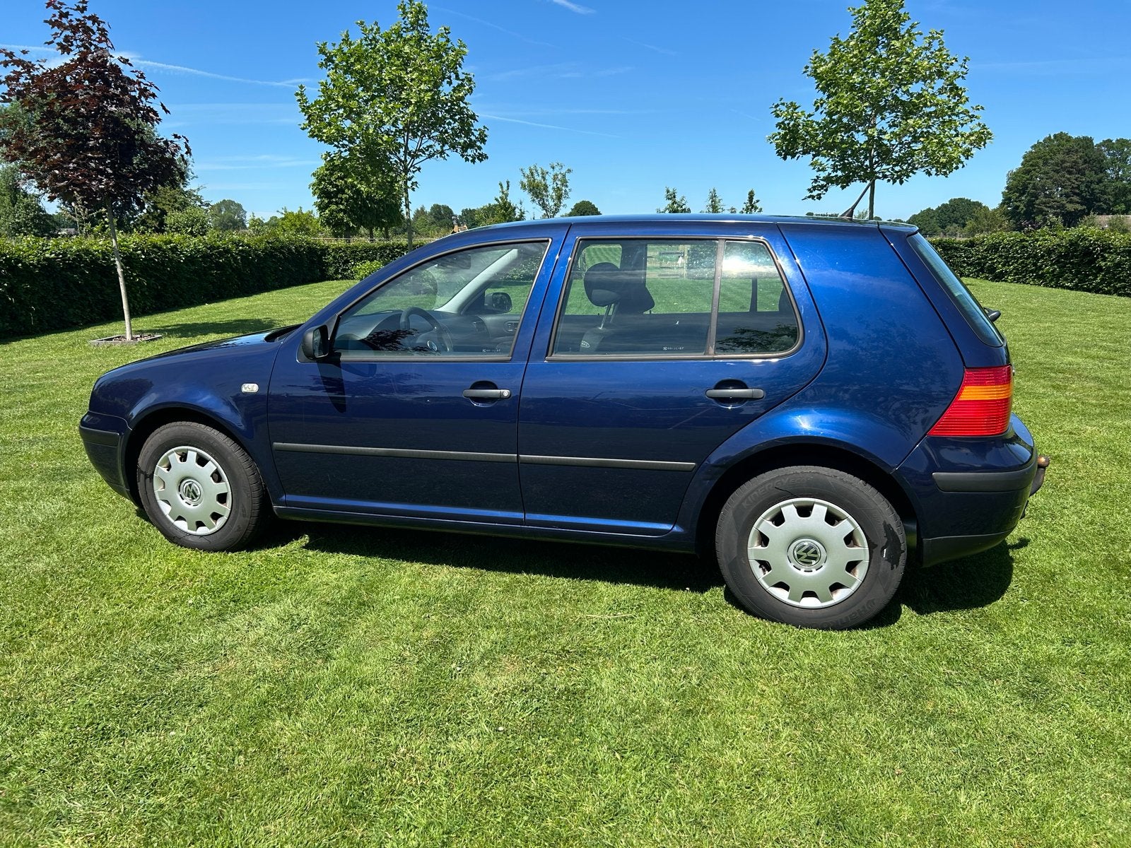 Volkswagen Golf 1.4 | 140.000 km | APK 07-2026 | Trekhaak, Auto's, Voorwielaandrijving, 74 pk, Zwart, 49 €/maand