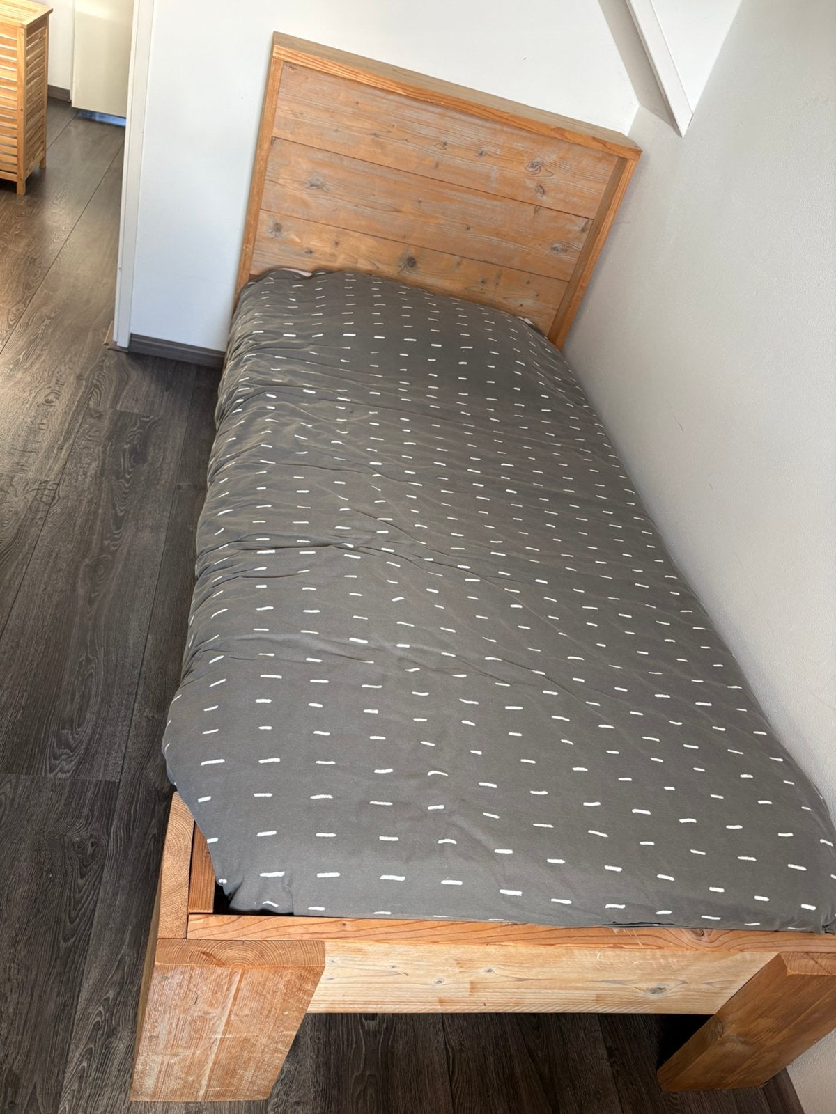 Bed van steigerhout (eenpersoons), Huis en Inrichting, Ophalen, Info@dirksnip.nl, 90 cm, Eendrachtstraat 15 Zuid-Scharwoude