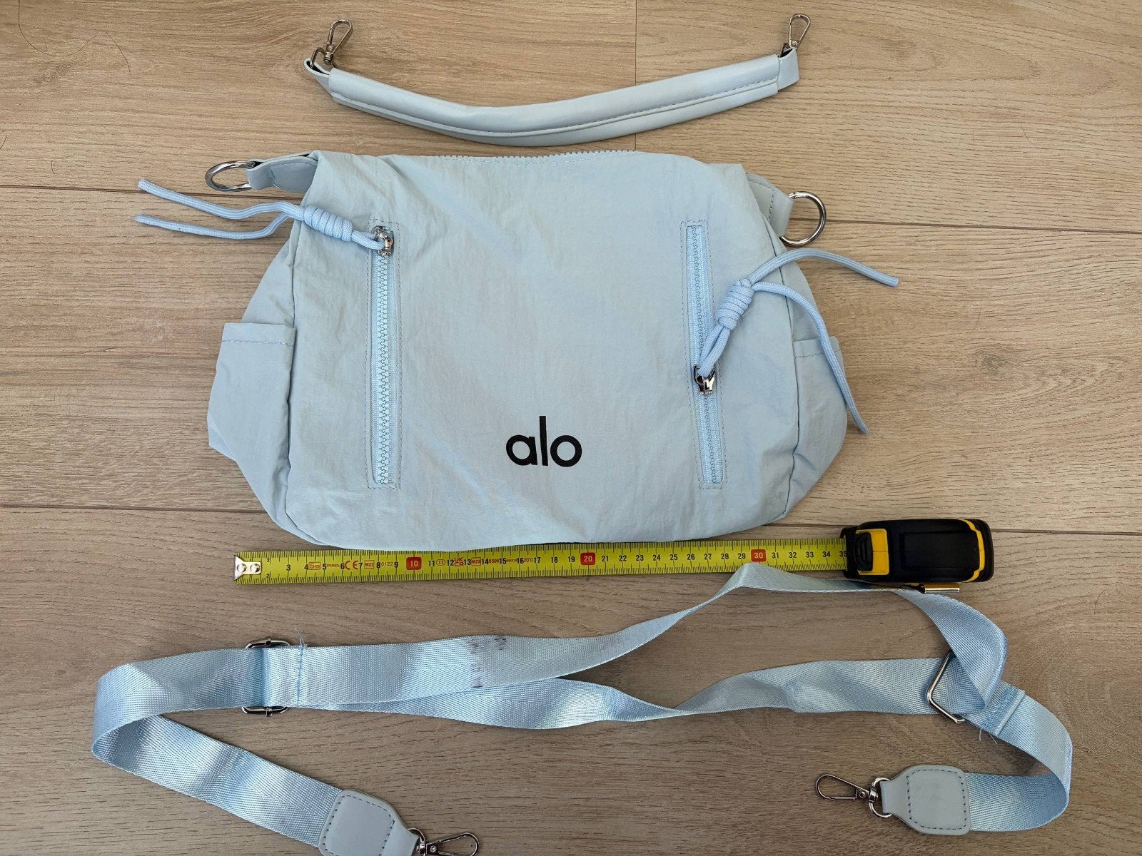 Alo Yoga schoudertasje - Lichtblauw, Verzenden, Zo goed als nieuw, Blauw, Schoudertasje