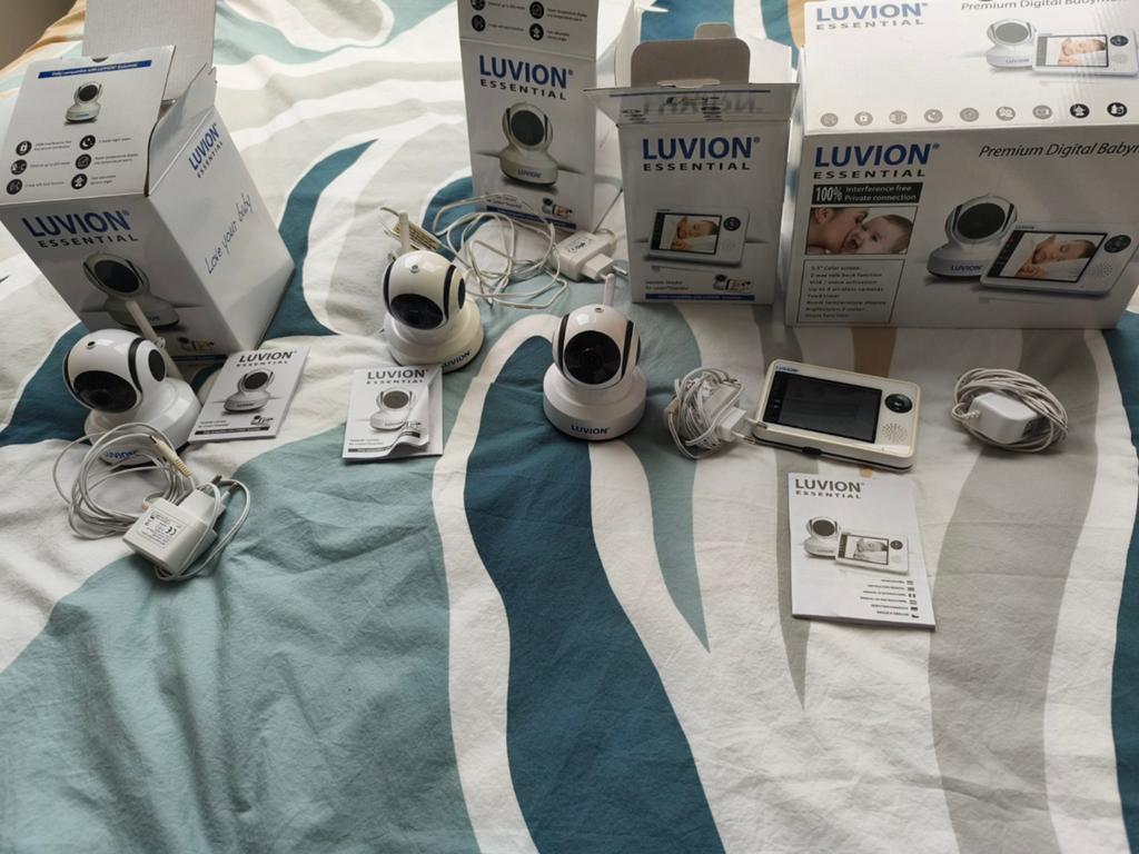 Luvion  Essential beeldbabyfoon met 3 camera's,, Ophalen of Verzenden, Zo goed als nieuw, 250 meter of meer, Camera