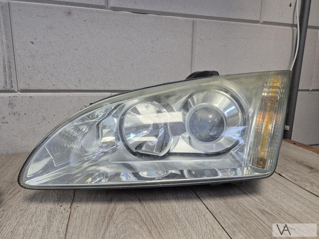 Koplamp set XENON Ford Focus 2004 - 2007 origineel €200 set, Gebruikt, -, -, Ophalen of Verzenden